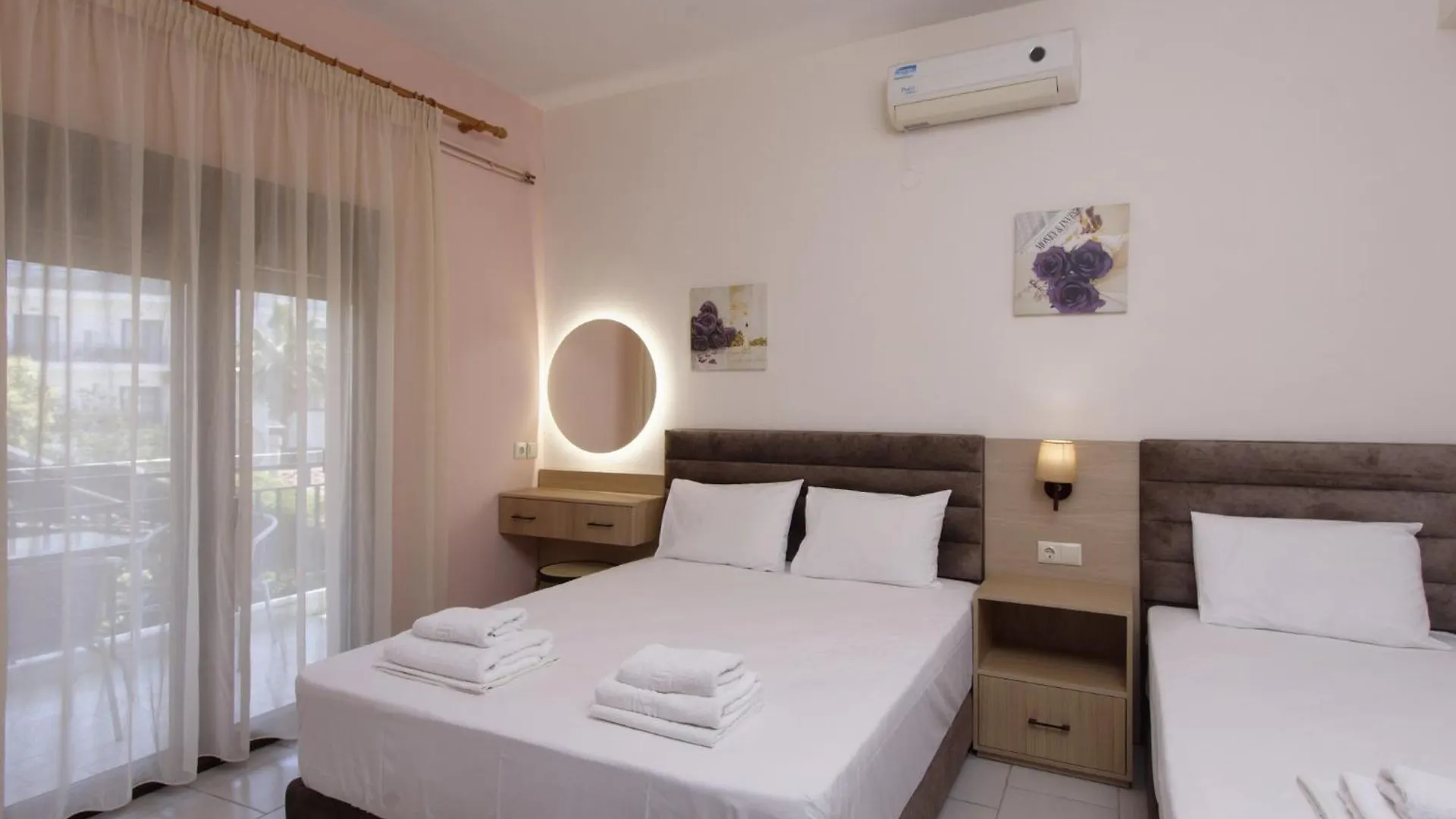 Lotos Apartments Sztavrósz