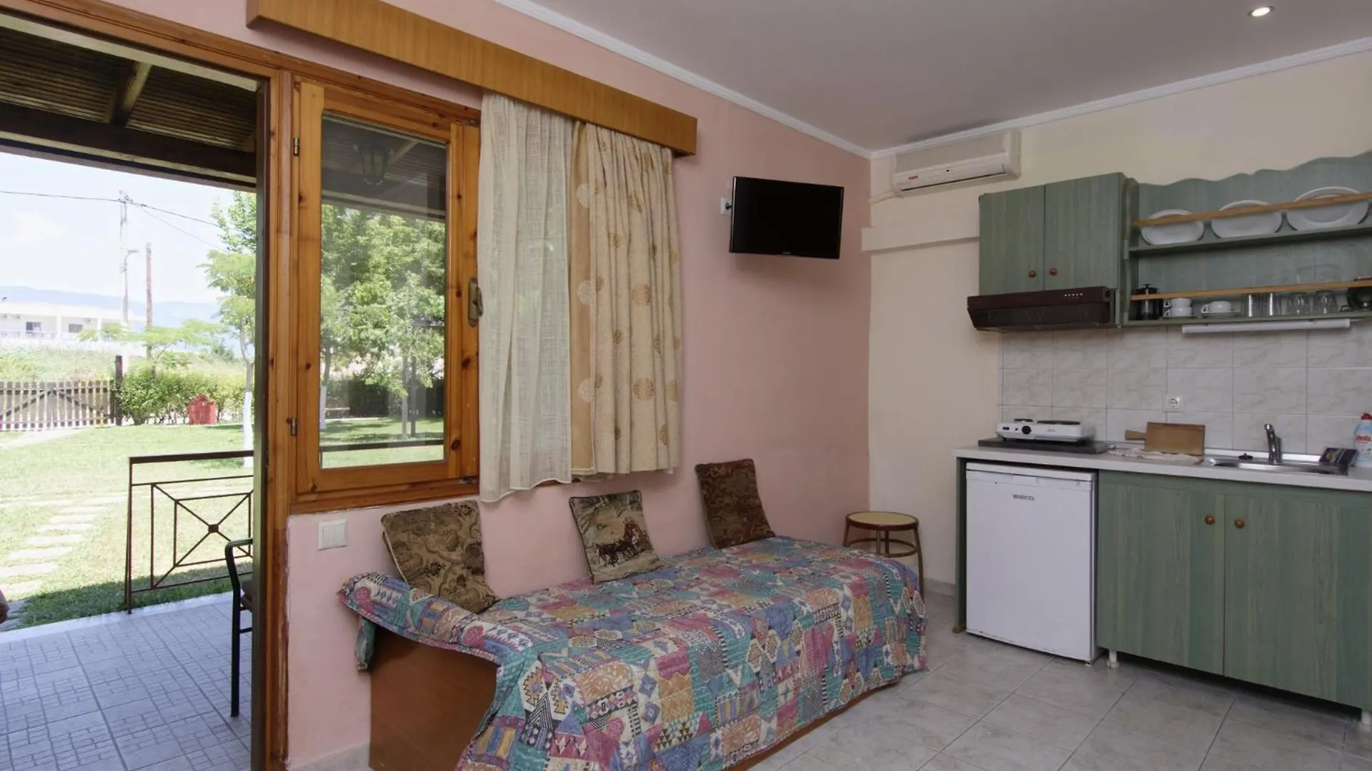Lotos Apartments Stavros  Grecia